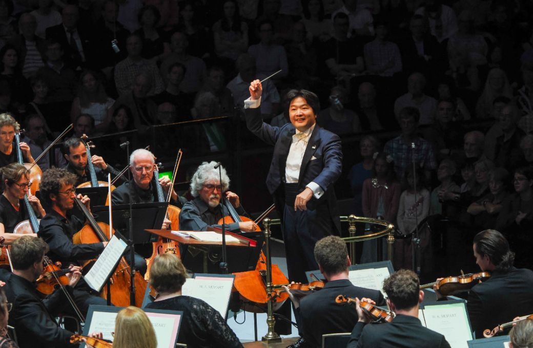 Yamada and the CBSO at the BBC Proms &copy; BBC | Sisi Burn