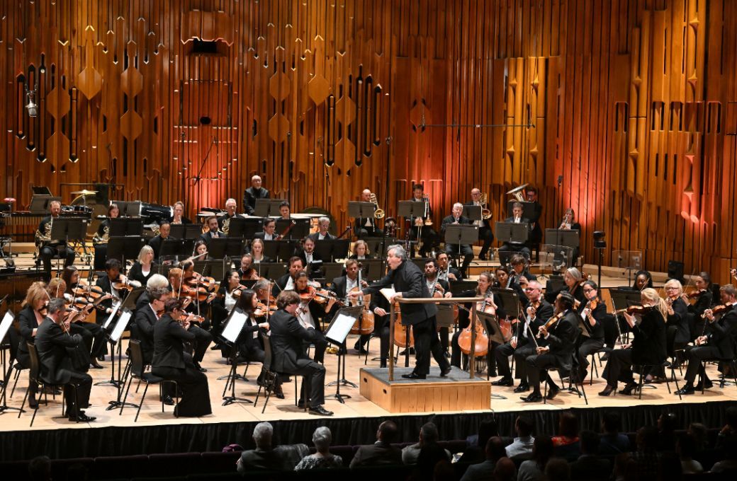 Sir Antonio Pappano conducts the London Symphony Orchestra © LSO | Mark Allan