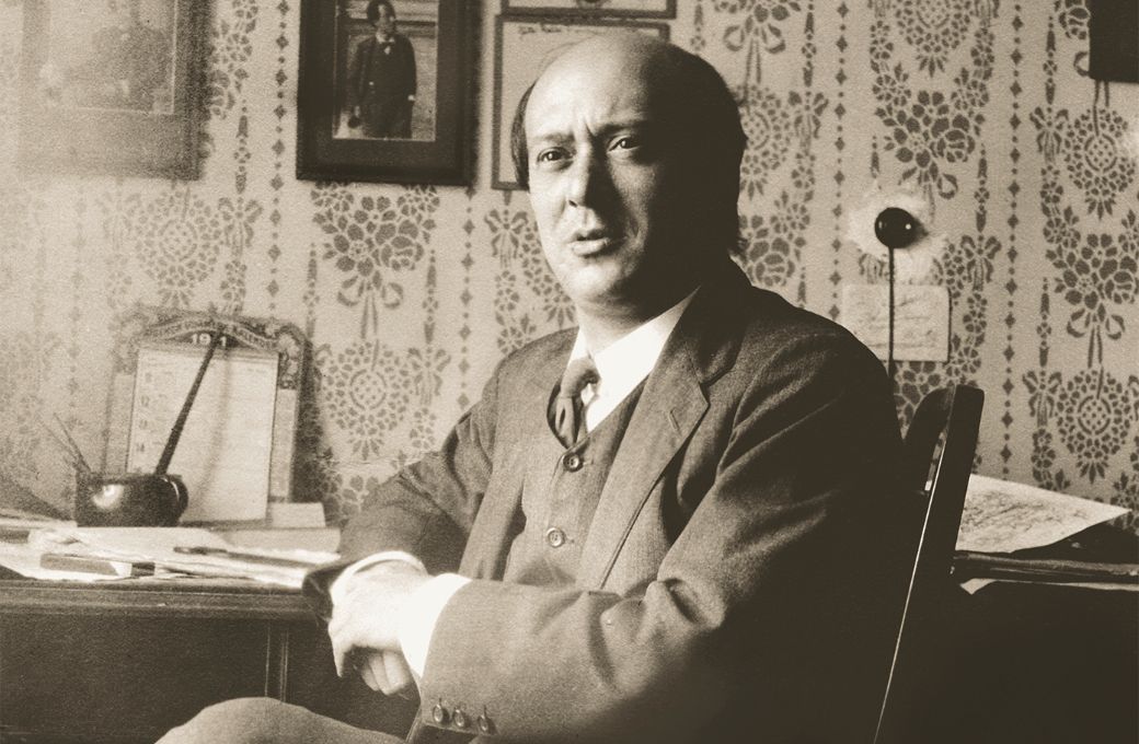 Arnold Schoenberg in his flat in Vienna (1911) &copy; Arnold Schönberg Center, Wien