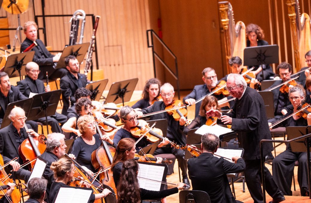 Philippe Herreweghe dirigiert das Orchestre des Champs-Élysées © Oliver Erenyi