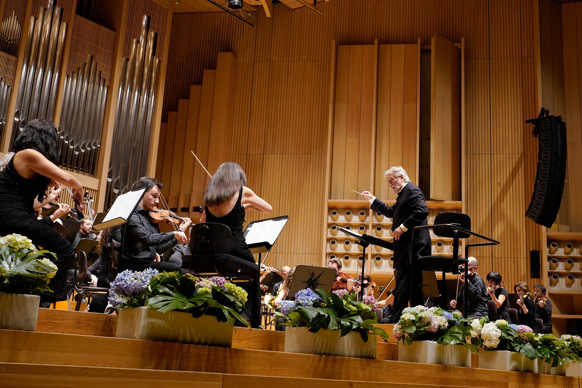 Jordi Savall dirigiert Le Concert des Nations © Reinhard Winkler