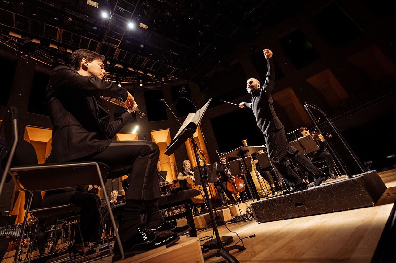 Diego Tosi, Pierre Bleuse et l'Ensemble intercontemporain © Quentin Chevrier