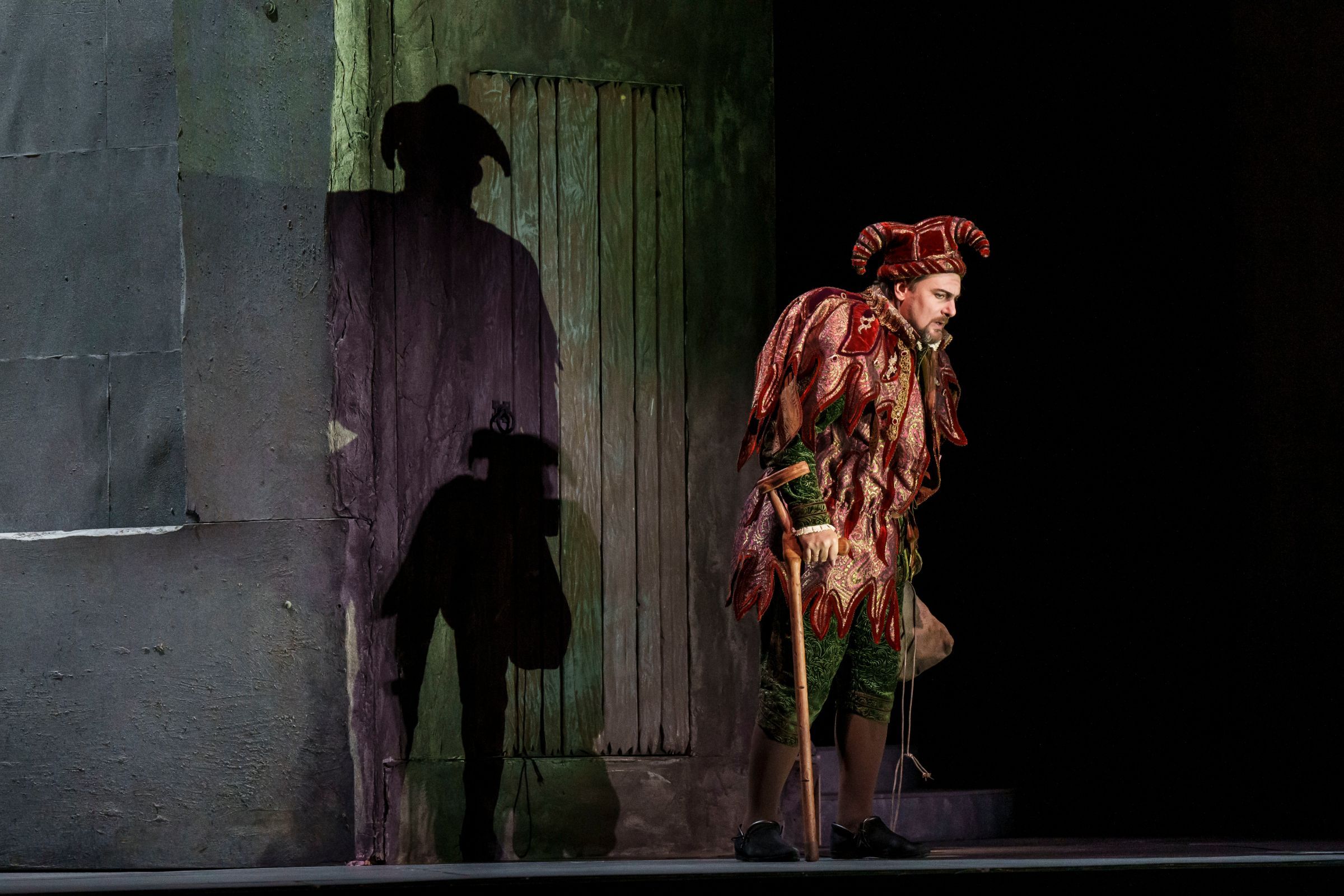 Igor Golovatenko (Rigoletto) &copy; Todd Rosenberg