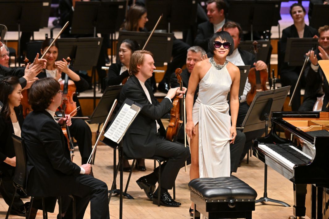 Yuja Wang and the LSO &copy; LSO | Mark Allan