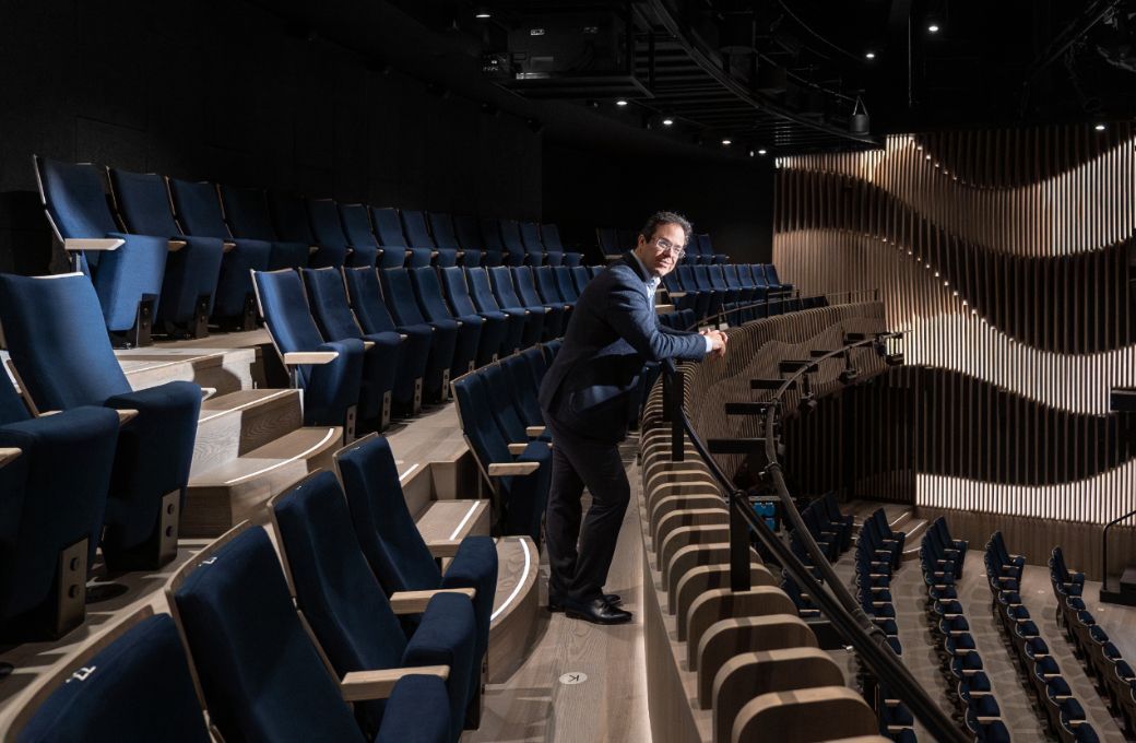Leonardo García-Alarcón at La Cité Bleue &copy; François de Maleissye