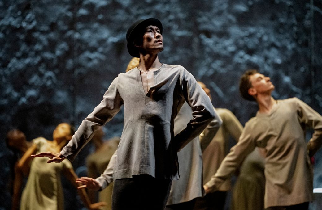 Ken Saruhashi as Hilarion in Akram Khan's <i>Giselle</i> © Camilla Greenwell