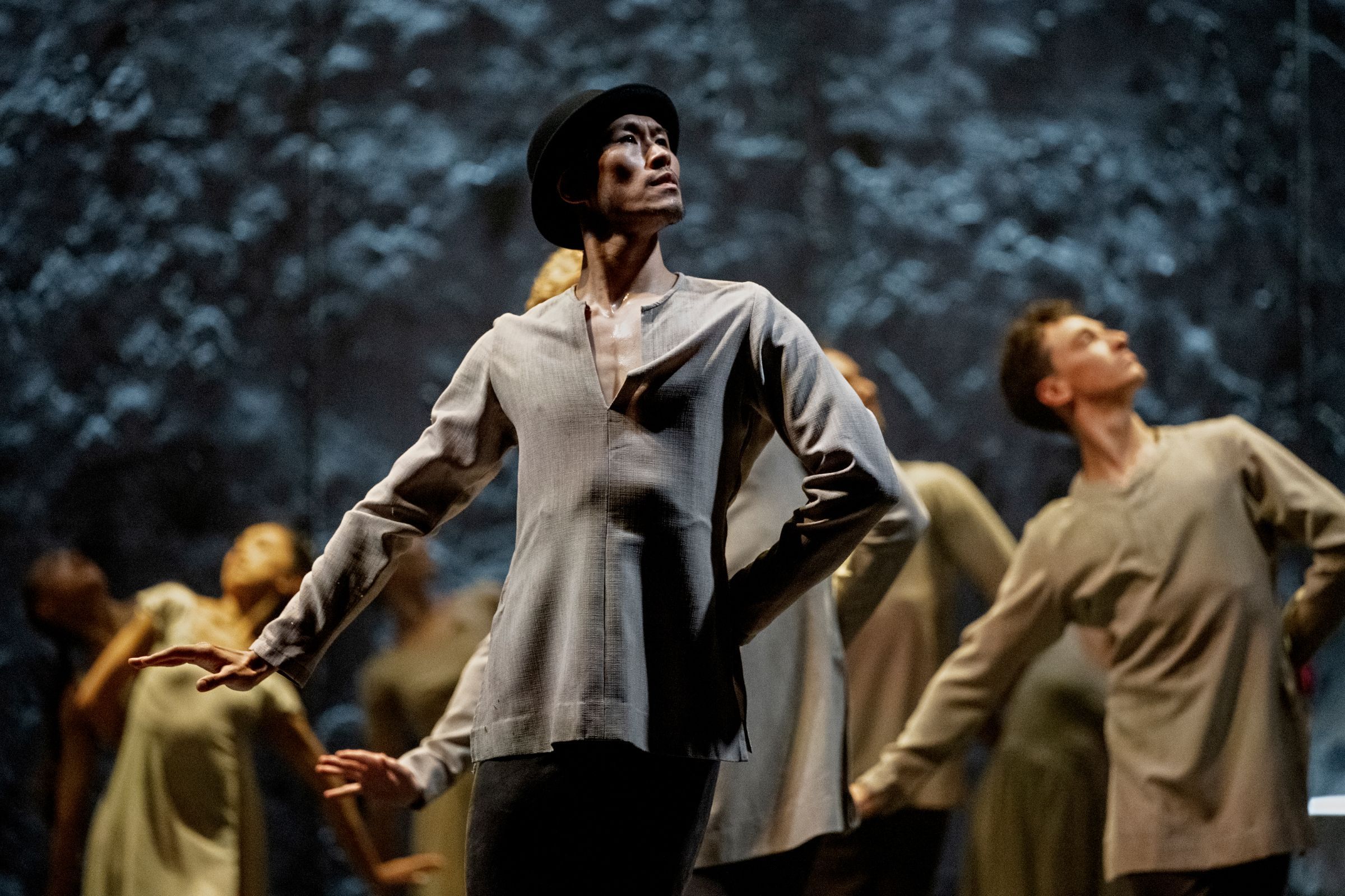 Ken Saruhashi as Hilarion in Akram Khan's <i>Giselle</i> © Camilla Greenwell