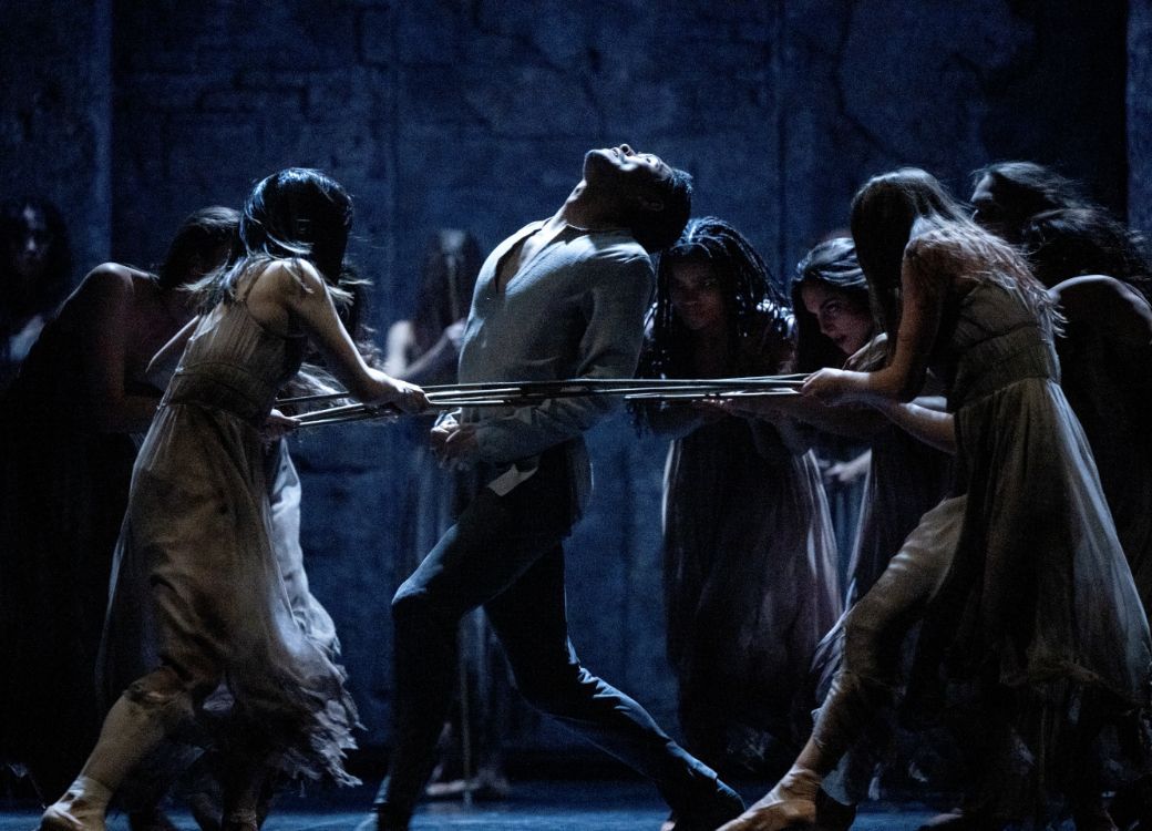 English National Ballet in Akram Khan's <i>Giselle</i> © Camilla Greenwell