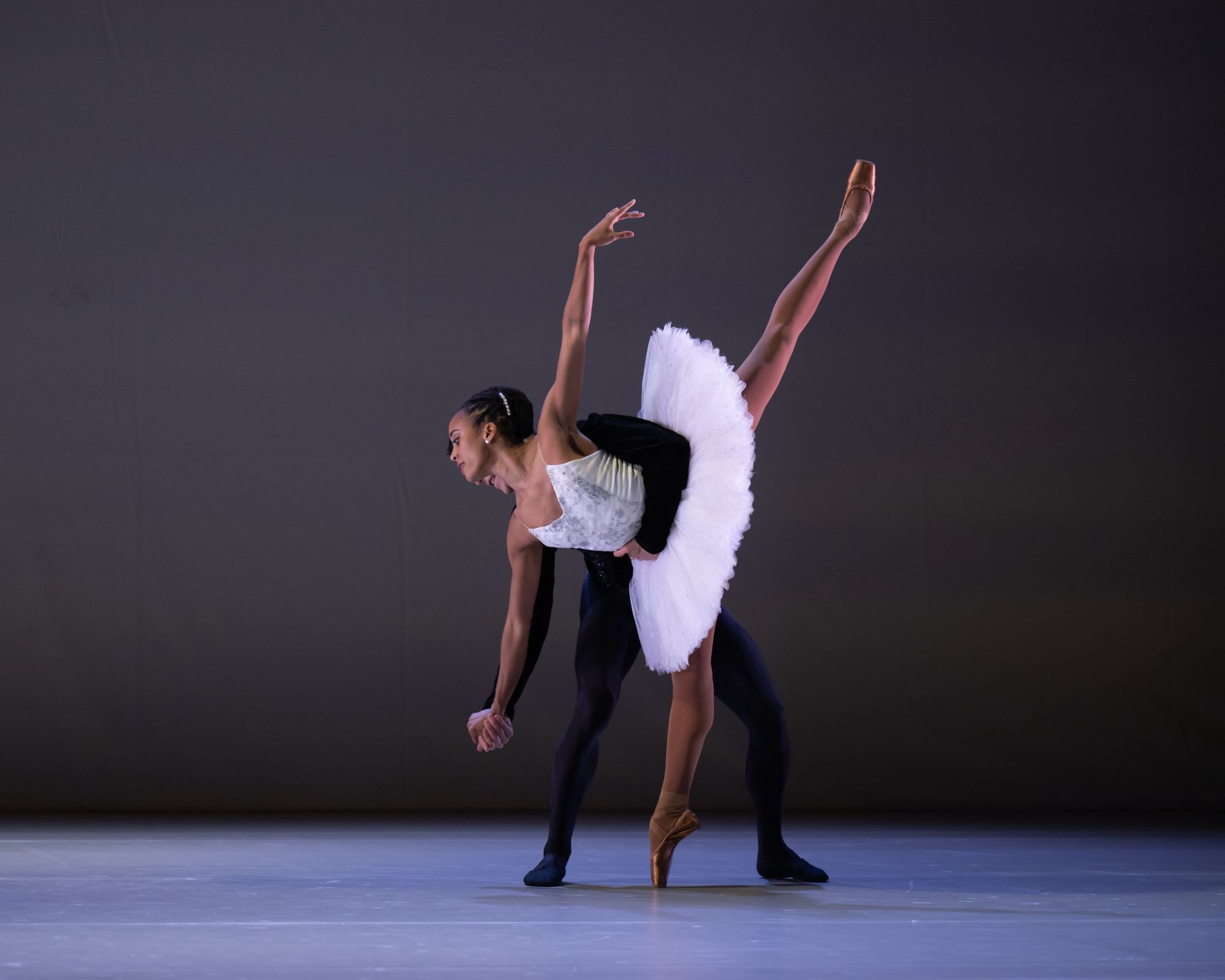Miranda Silveira and Álvaro Madrigal in Ashley Page's <i>Larina Waltz</i> © Photography by ASH