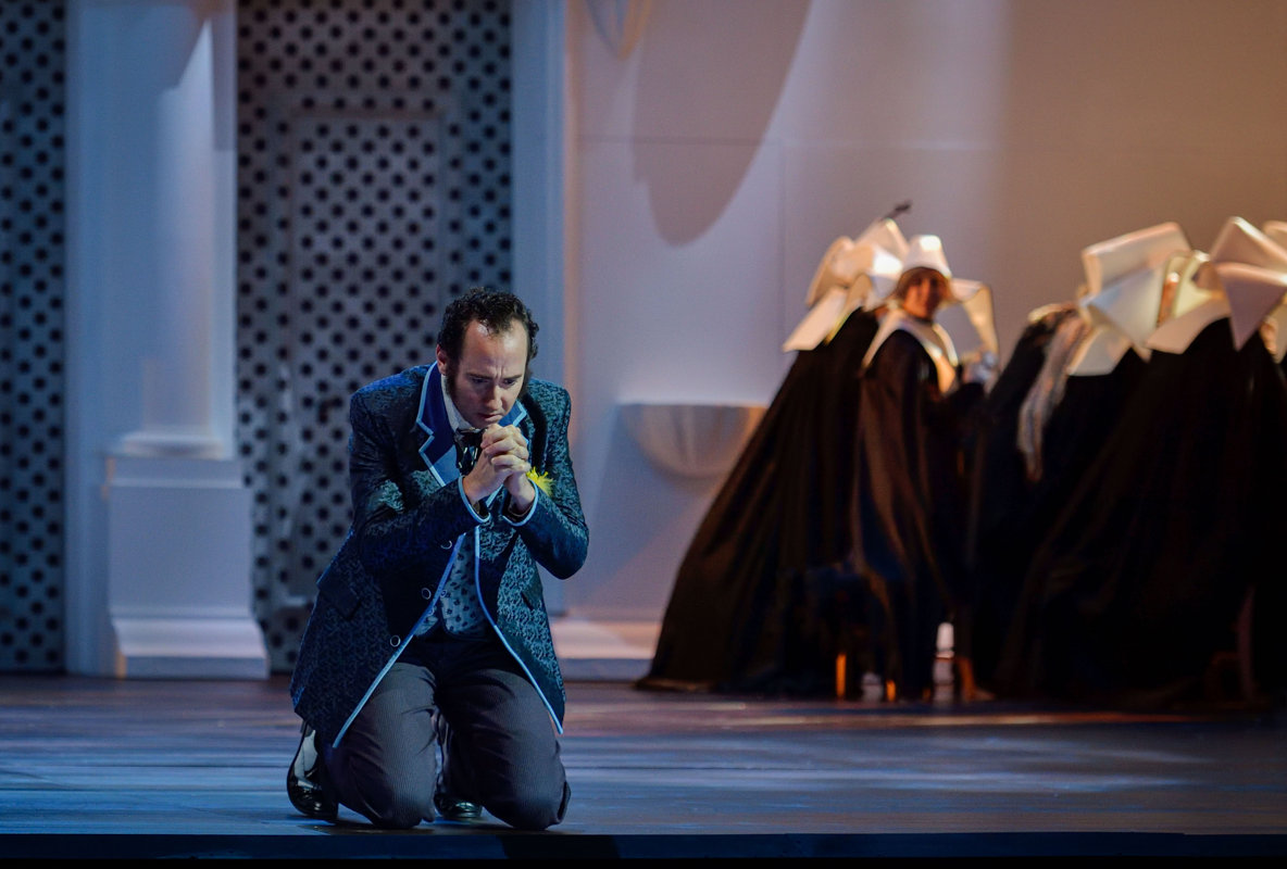 <i>Le Domino noir</i> à l'Opéra-Comique &copy; Stefan Brion