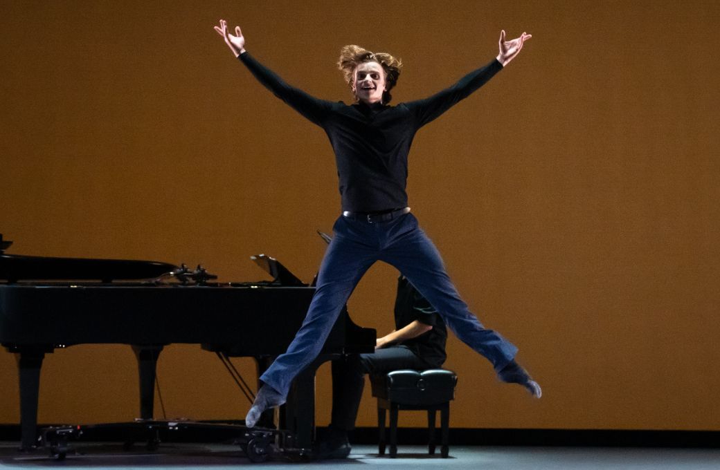 Aran Bell in Tiler Peck's Piano Songs © Steven Pisano
