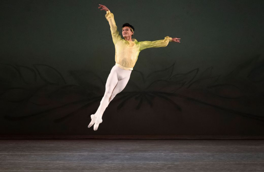 Chun Wai Chan in Jerome Robbins' <i>The Four Seasons</i> © Erin Baiano