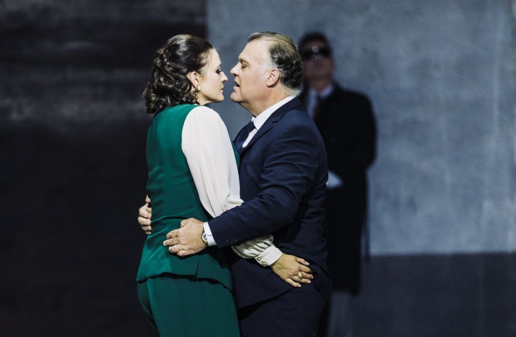 Lise Davidsen (Floria Tosca) und Sir Bryn Terfel (Baron Scarpia) &copy; Geoffroy Schied