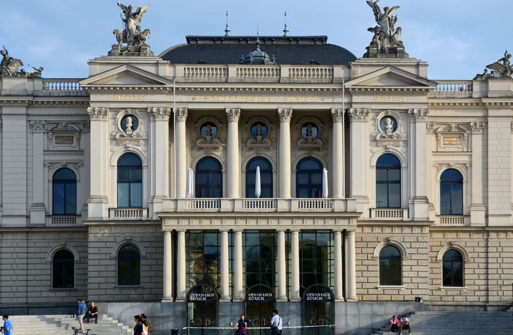 Opernhaus Z&uuml;rich &copy; Roland Fischer (CC BY-SA 3.0)