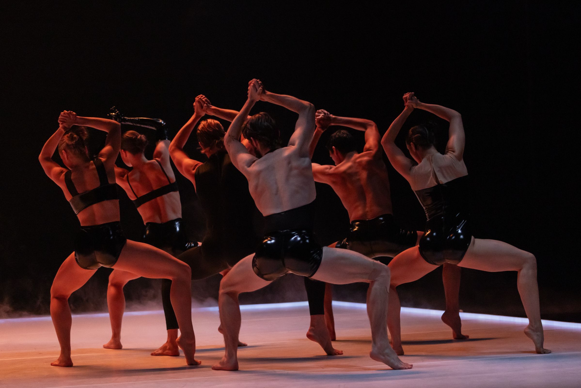 Sydney Dance Company in Melanie Lane's <i>Love Lock</i> © Pedro Greig