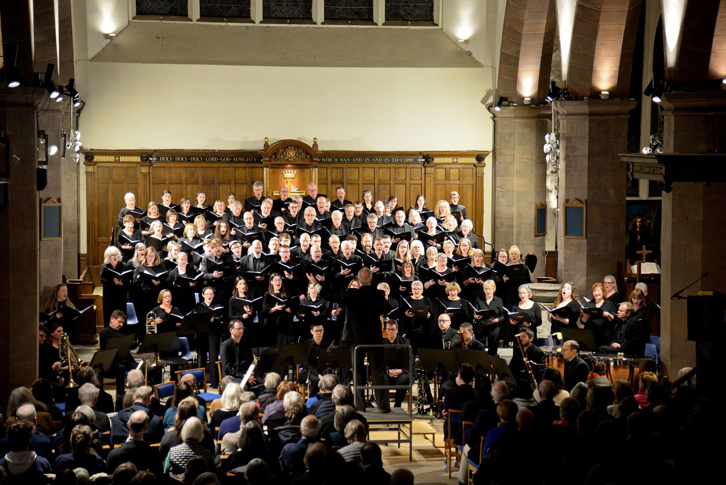 RSNO Chorus perform in Greyfriars Kirk, Edinburgh © Jess Cowley