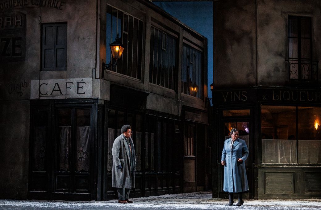 Joshua Blue (Rodolfo) and Nadine Benjamin (Mimì) © Lloyd Winters