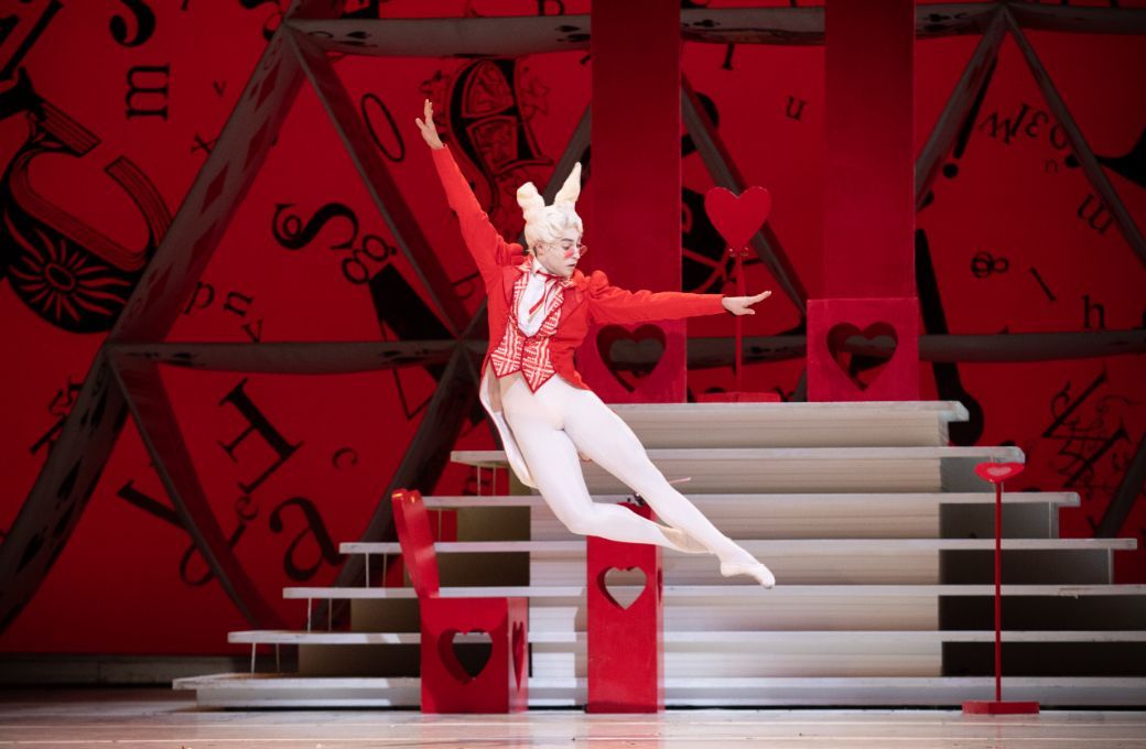 James Hay as The White Rabbit in Wheeldon's <i>Alice's Adventures in Wonderland</i> © Alice Pennefather