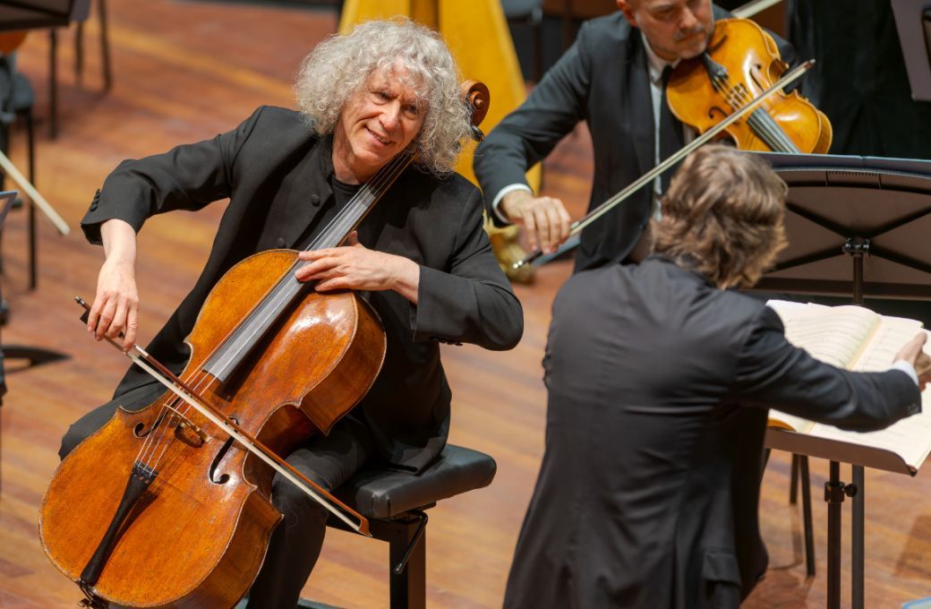 Steven Isserlis and Maxim Emelyanychev &copy; Christopher Bowen