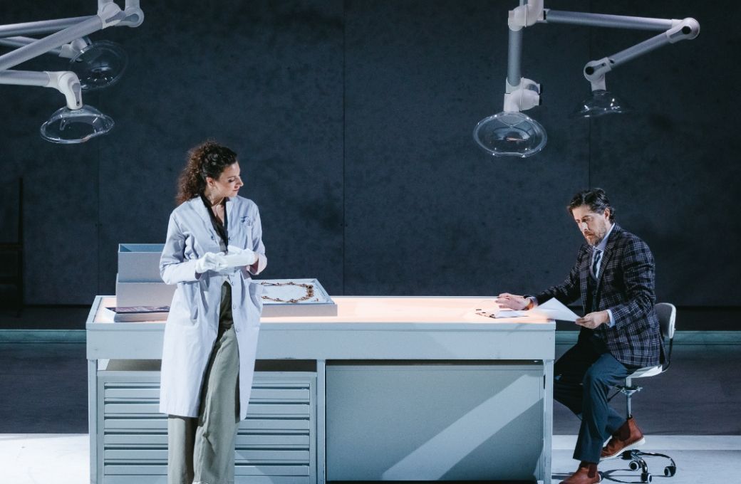 &Egrave;ve-Maud Hubeaux (Eboli) und Roberto Tagliavini (Filippo II) &copy; Frol Podlesnyi