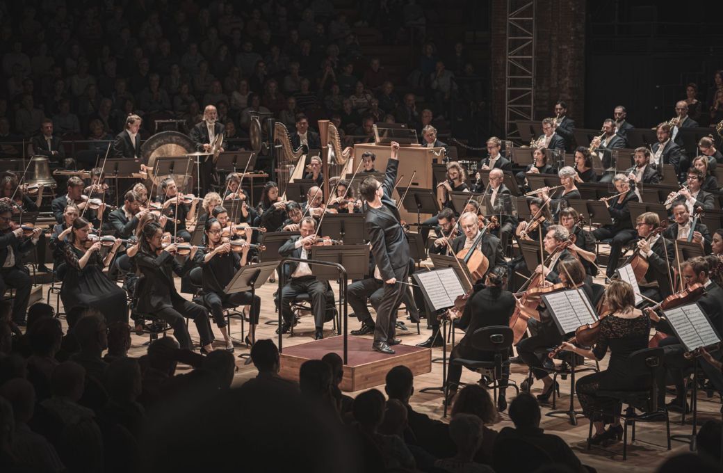 Tarmo Peltokoski dirige l'Orchestre National du Capitole de Toulouse &copy; Romain Alcaraz