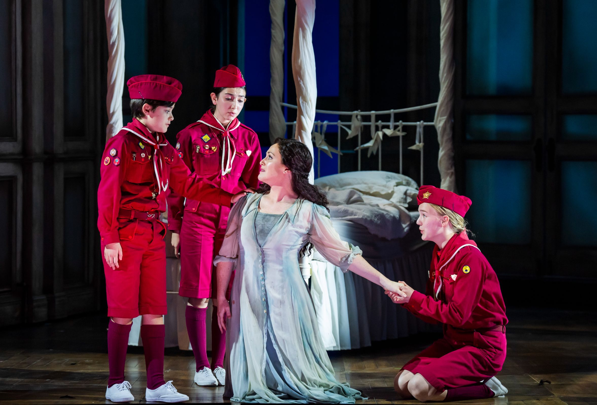 Hector Wainman, Isabelle Baglio and Isla Jones with Claire Lees (Pamina) &copy; Tristram Kenton