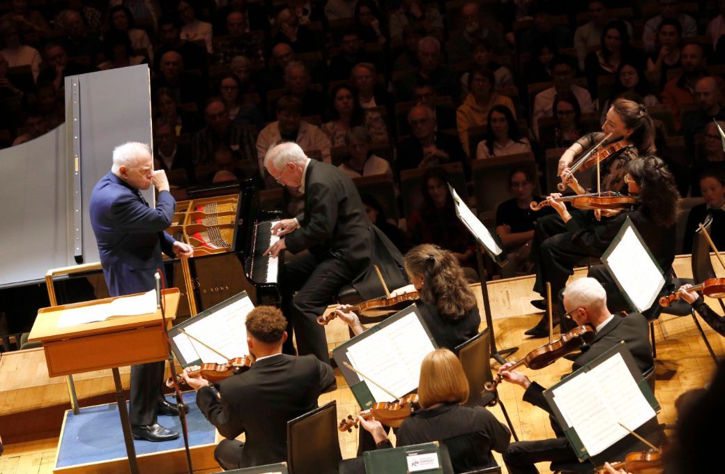 Leonard Slatkin, Hugh Tinney and the National Symphony Orchestra © Mark Stedman Photography