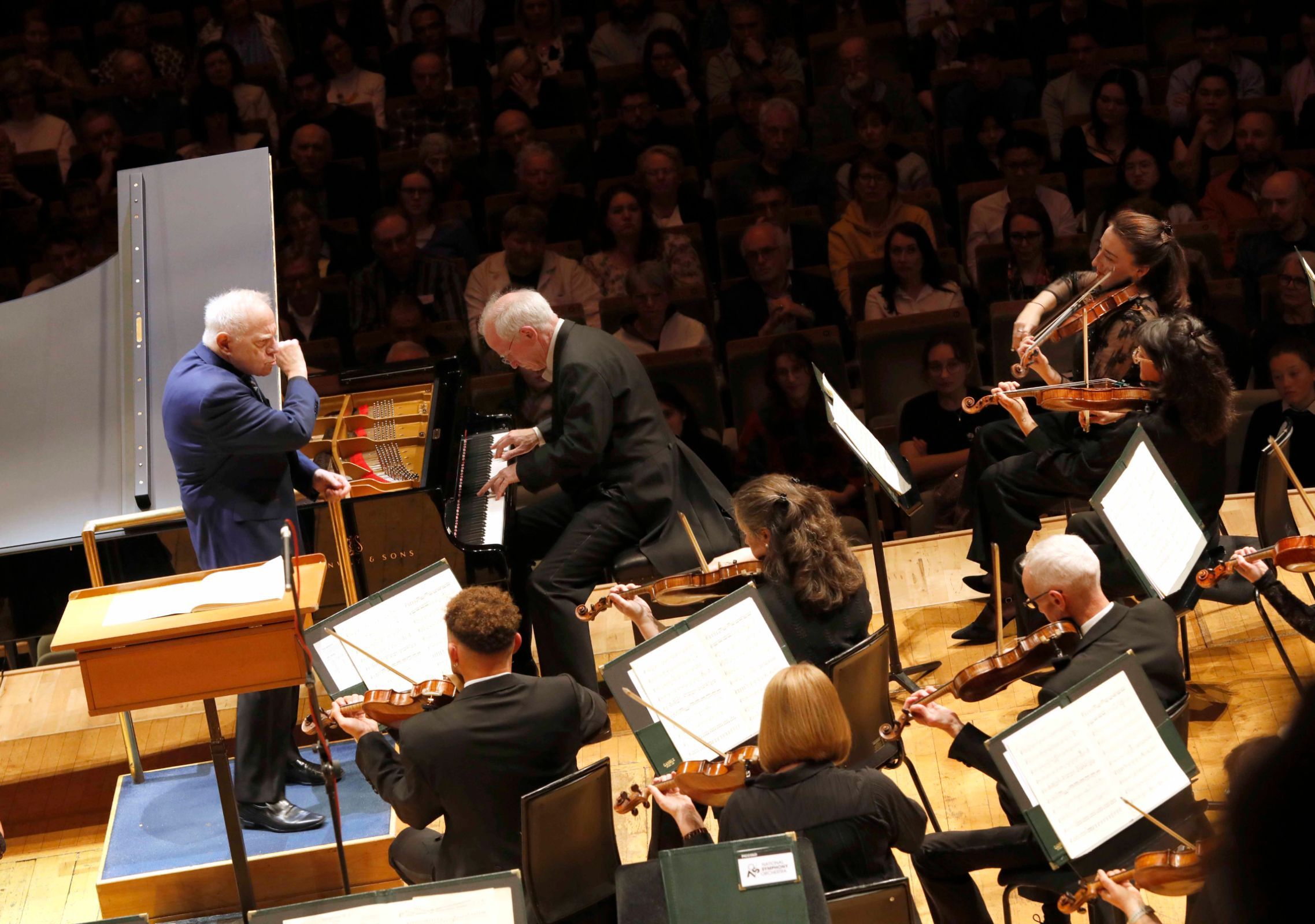 Leonard Slatkin, Hugh Tinney and the National Symphony Orchestra © Mark Stedman Photography