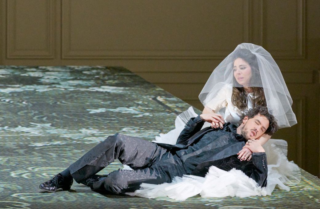 Hanna-Elisabeth M&uuml;ller (Countess) and Andr&egrave; Schuen (Count Almaviva) &copy; Wiener Staatsoper | Michael P&ouml;hn