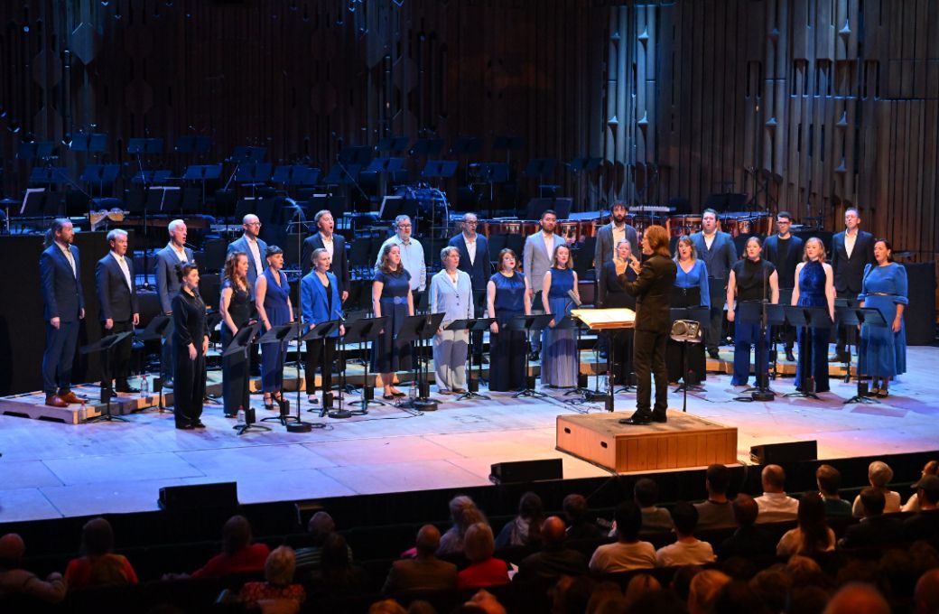 Eric Whitacre conducts the BBC Singers &copy; BBC | Mark Allan