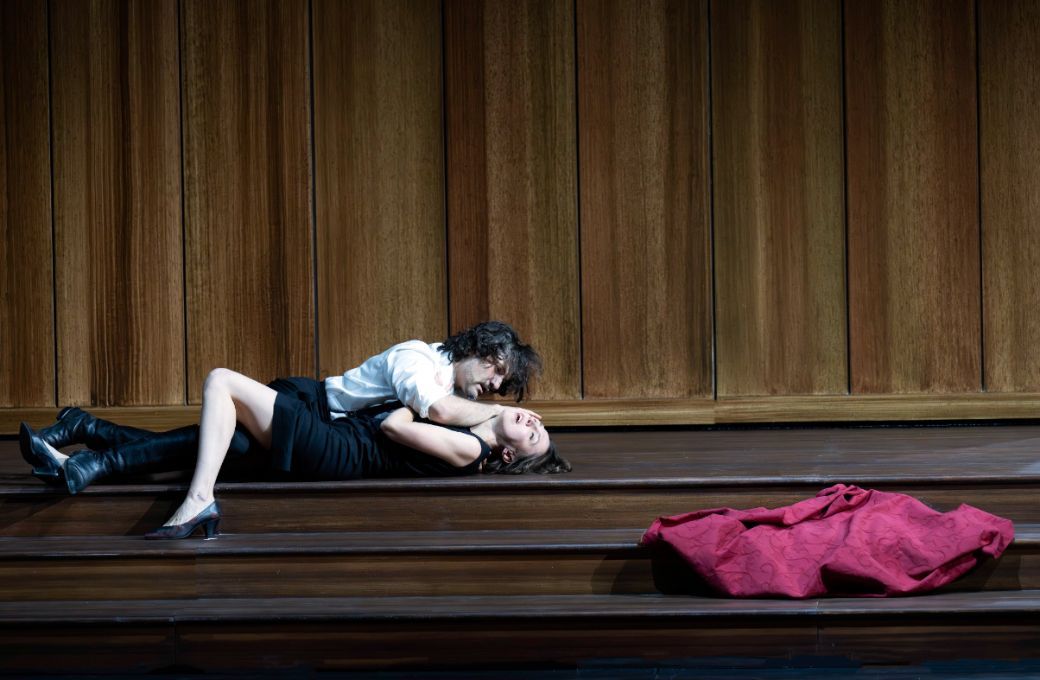 Georgy Vasiliev (Donello) and Olesya Golovneva (Silvana) &copy; Monika Rittershaus