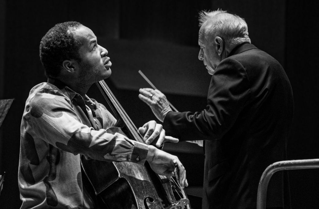 Sheku Kanneh-Mason and Leonard Slatkin &copy; Yannis Adelbost | Auditorium-ONL