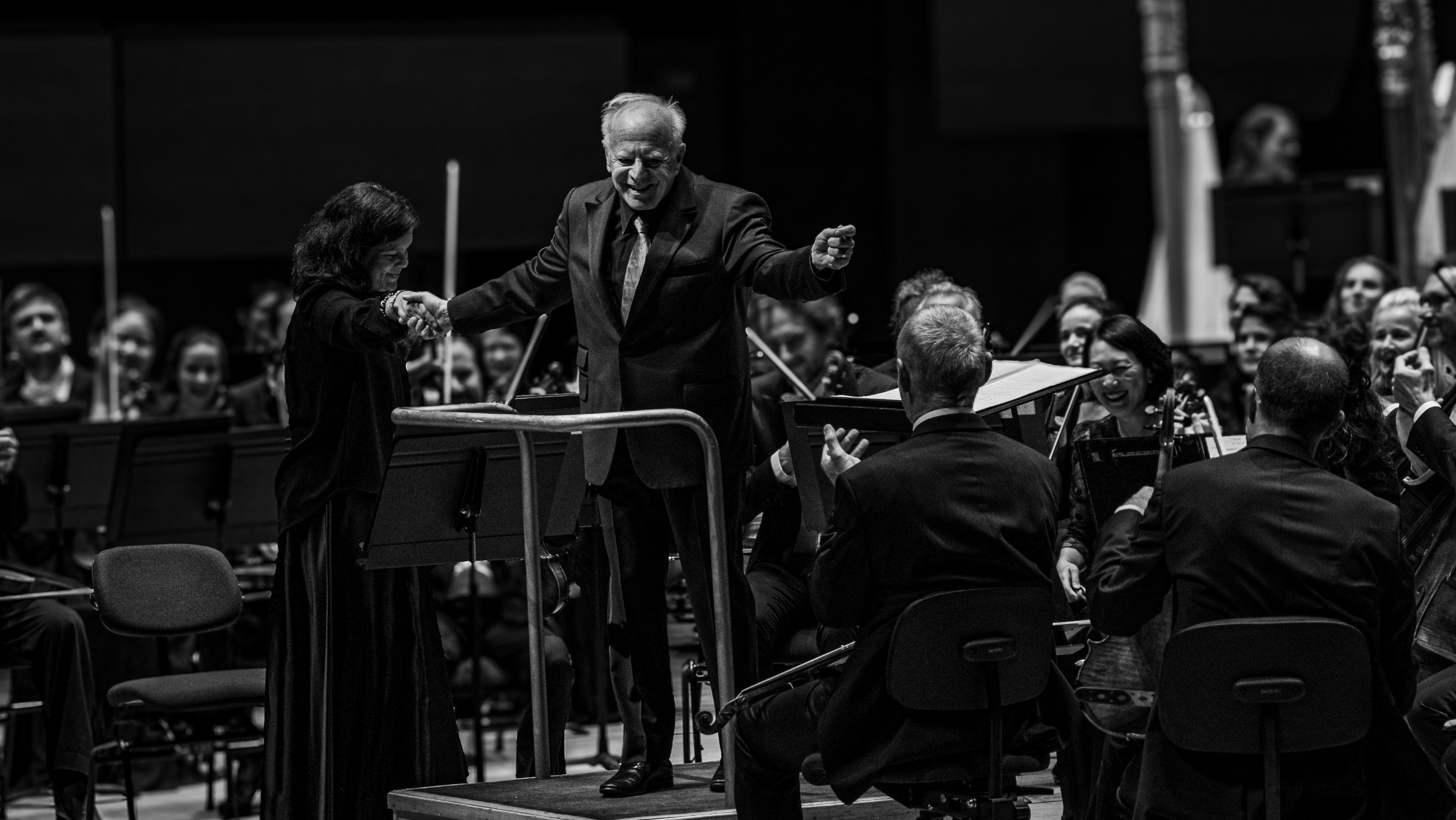 Leonard Slatkin and the Orchestre national de Lyon &copy; Yannis Adelbost | Auditorium-ONL