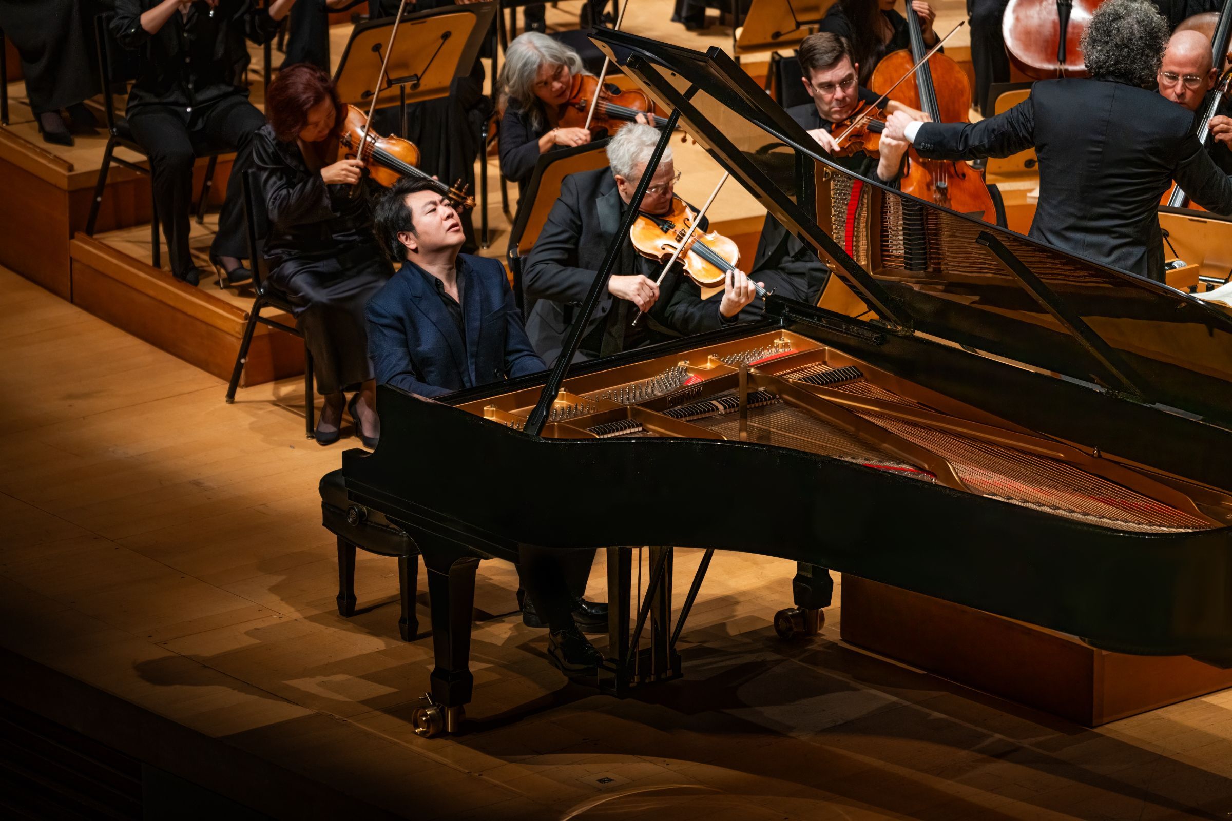 Lang Lang and the Los Angeles Philharmonic &copy; Farah Sosa, courtesy of the LA Phil