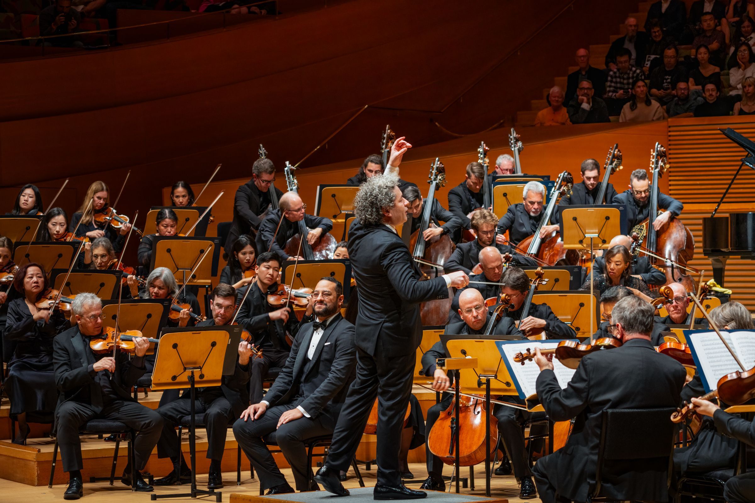 Gustavo Dudamel conducts the Los Angeles Philharmonic &copy; Farah Sosa, courtesy of the LA Phil