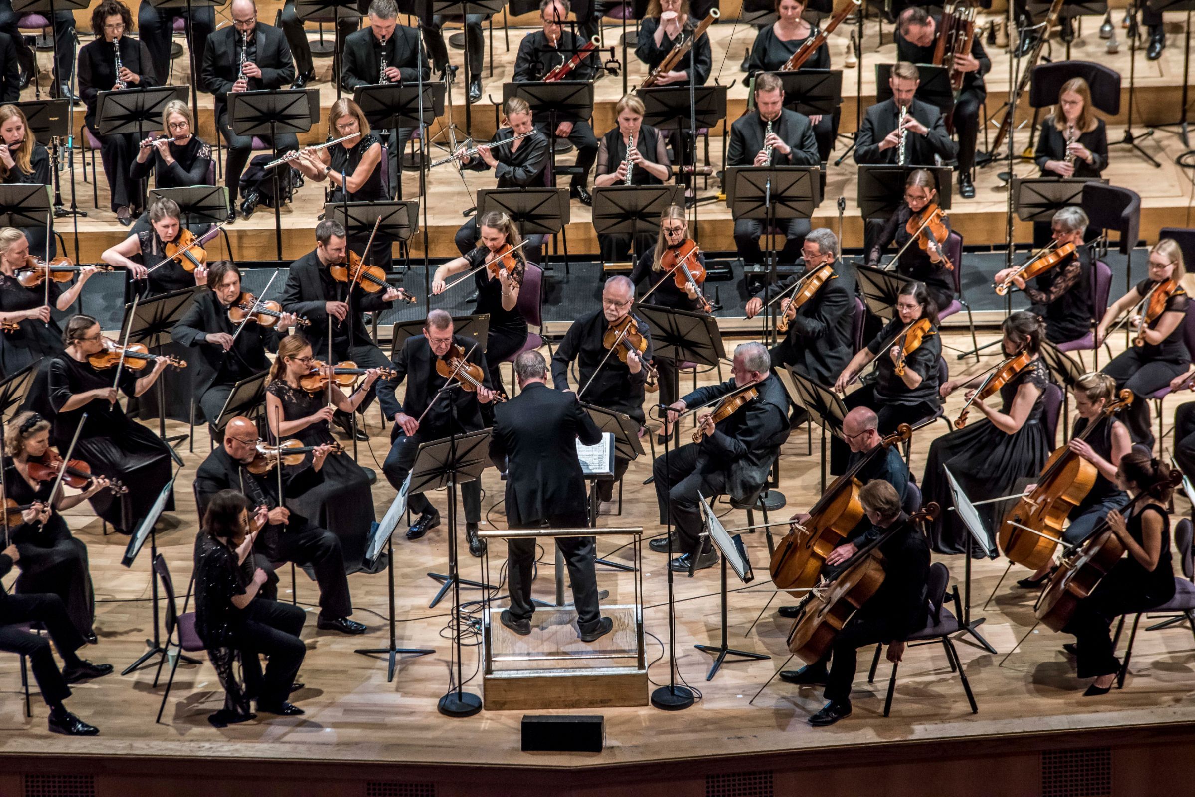 John Storgårds conducts the BBC Philharmonic &copy; Chris Payne