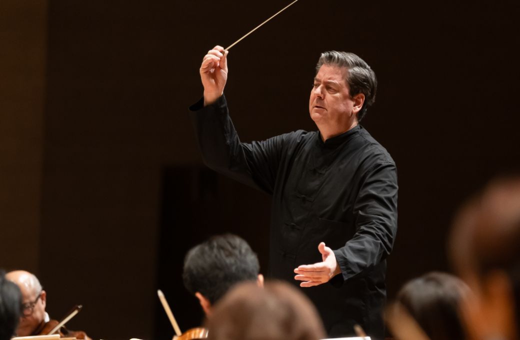 Sebastian Weigle © Yomiuri Nippon Symphony Orchestra | Photographer: Takashi Fujimoto