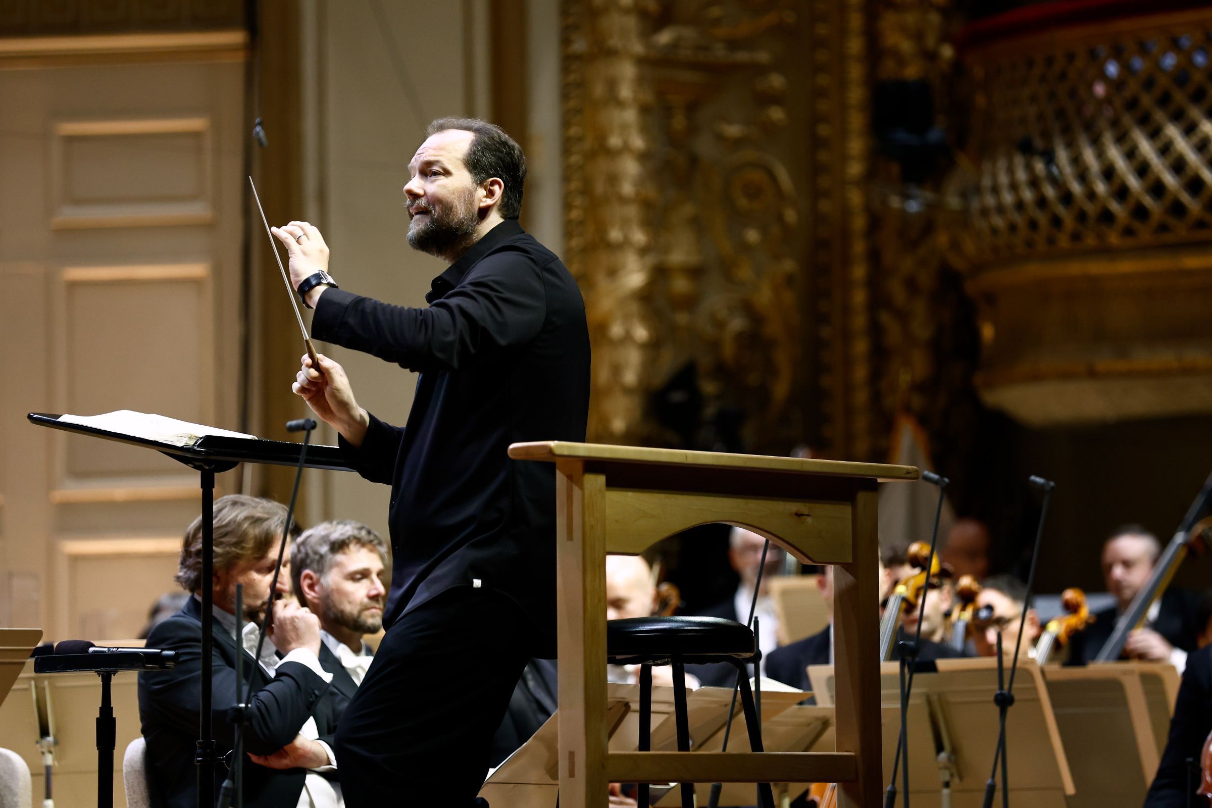 Andris Nelsons conducts the Boston Symphony &copy; Winslow Townson, courtesy of the BSO