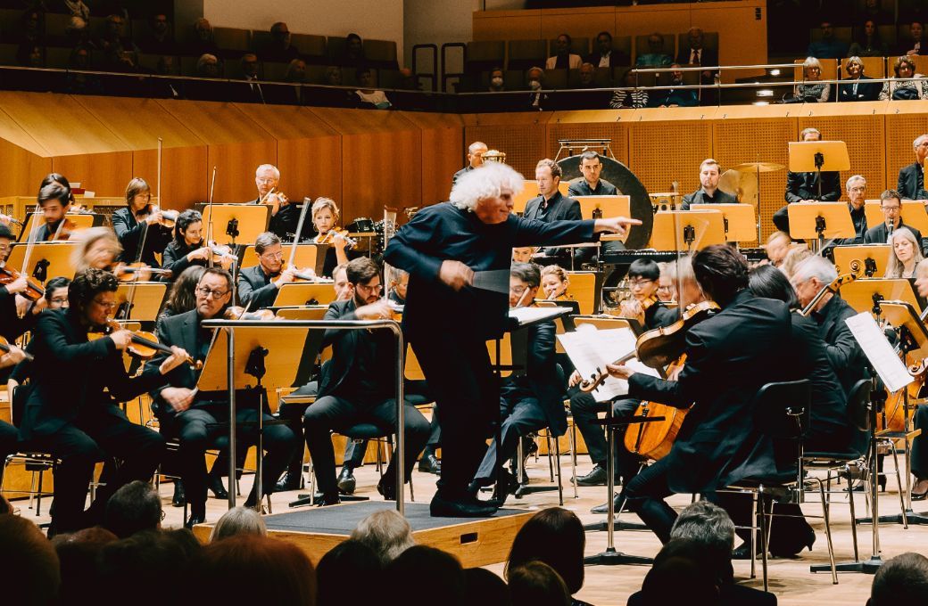 Sir Simon Rattle dirigiert das BRSO &copy; Marian Lenhard
