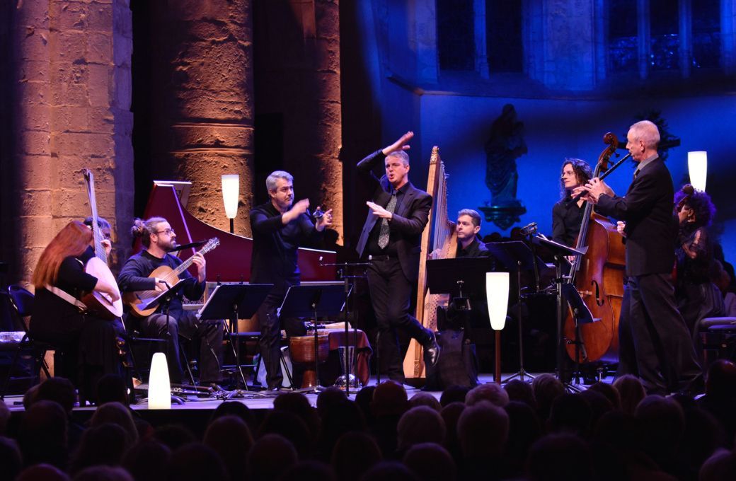L'Arpeggiata and Philippe Jaroussky &copy; Bertrand Pich&egrave;ne