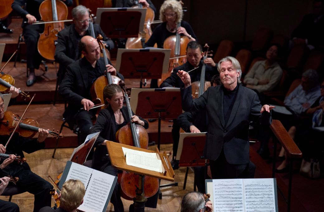 Esa-Pekka Salonen conducts the San Francisco Symphony © Stefan Cohen