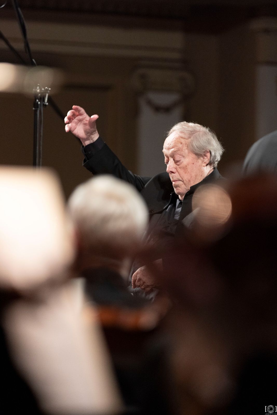 Jorma Panula conducts the Latvian National Symphony Orchestra © Jānis Porietis | LNSO