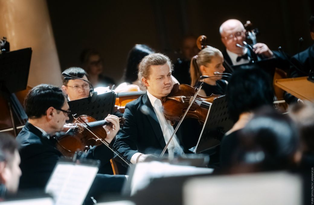 Lviv National Philharmonic Orchestra of Ukraine © Courtesy IMG Artists