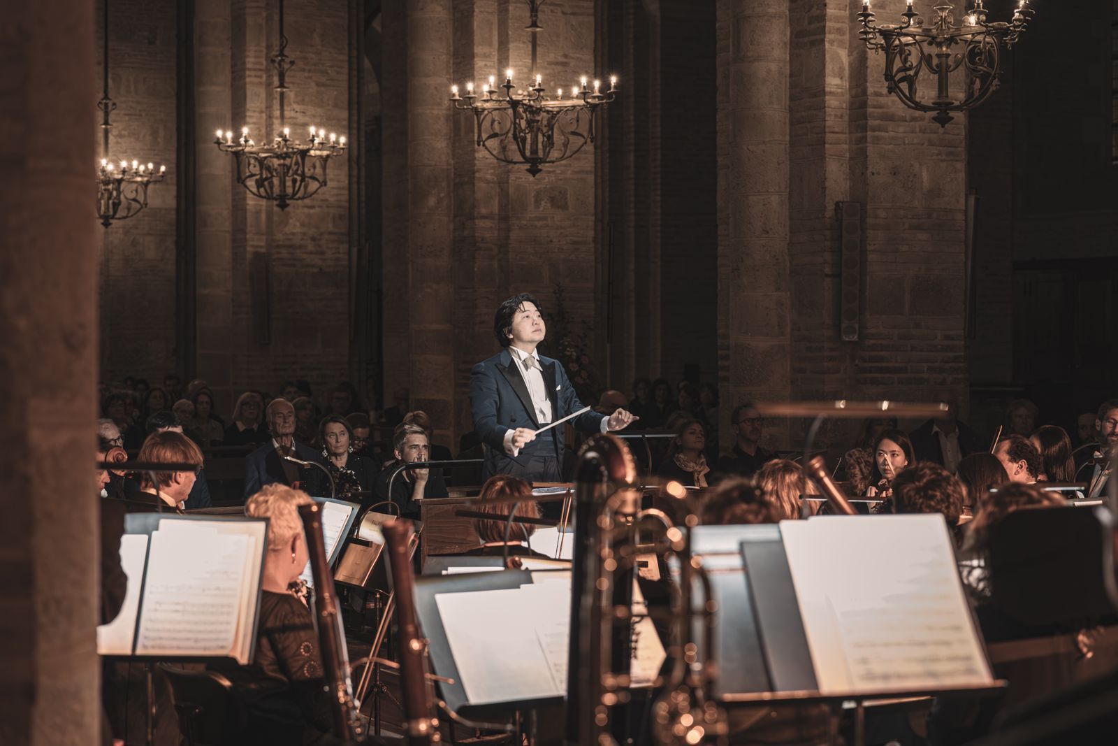 Kazuki Yamada dirige le <i>Requiem</i> de Fauré dans la basilique Saint-Sernin &copy; Romain Alcaraz