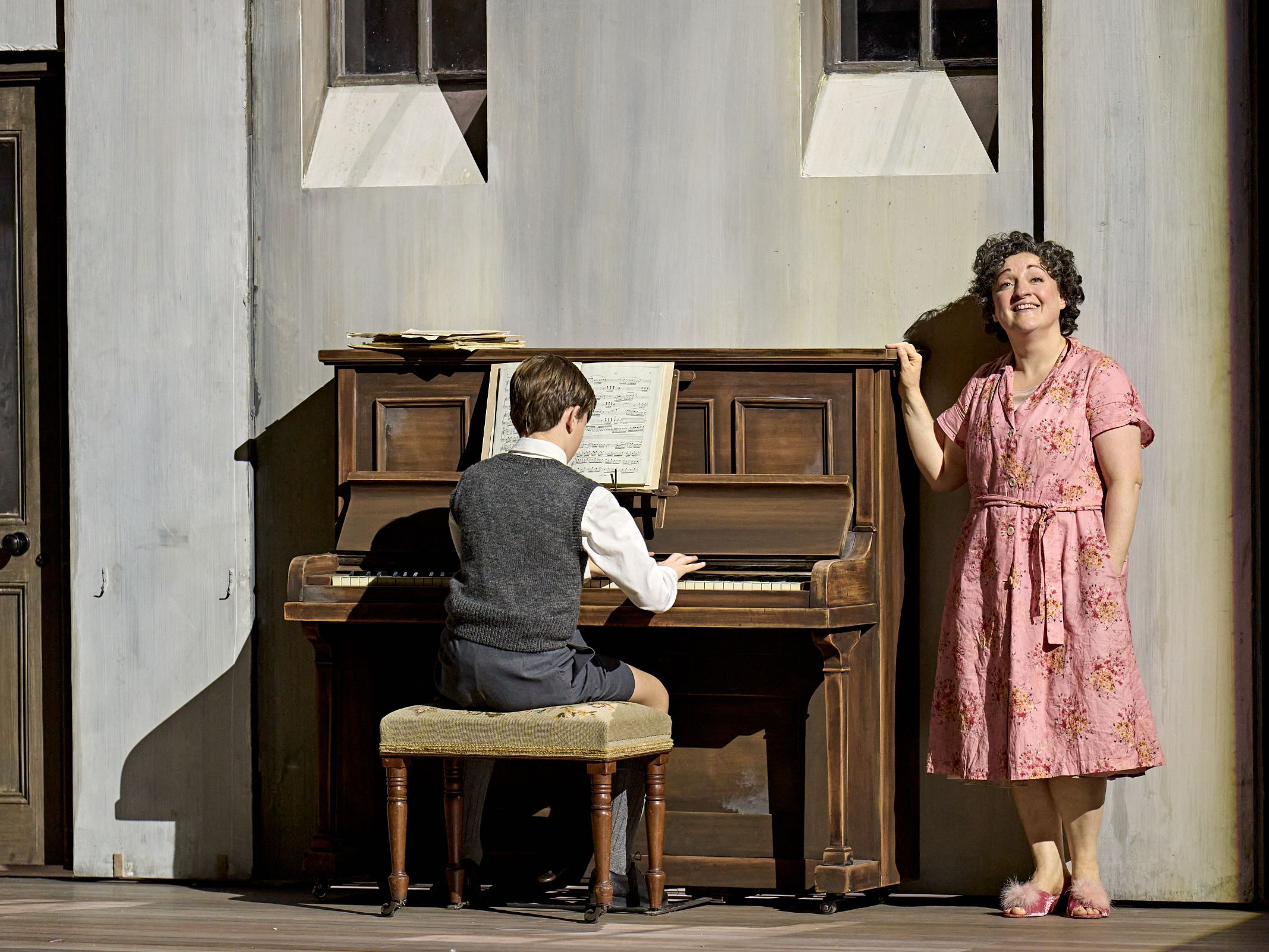 Jerry Louth (Miles) and Ailish Tynan (Governess) © Manuel Harlan