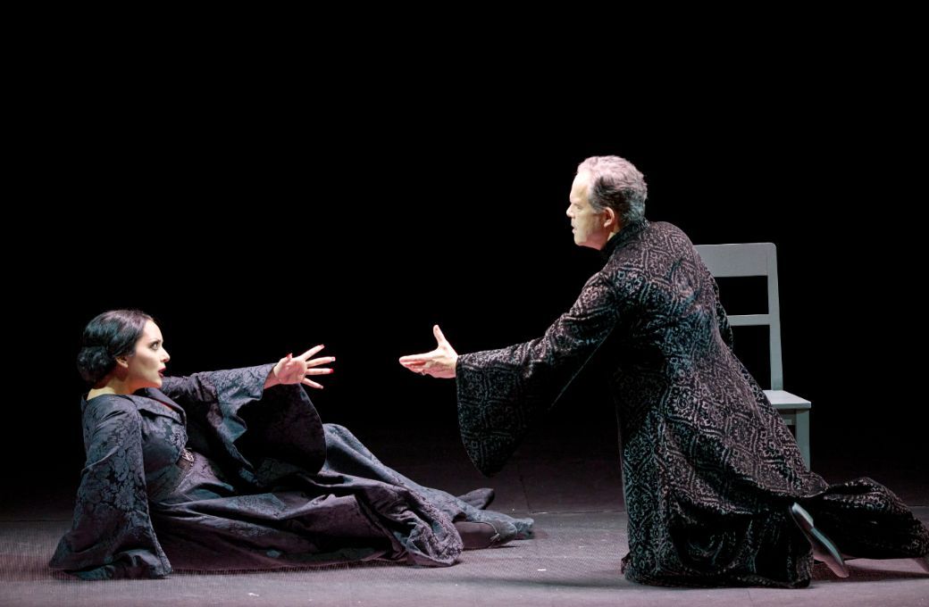 Anastasia Bartoli (Lady Macbeth) und Gerald Finley (Macbeth) &copy; Wiener Staatsoper | Michael P&ouml;hn