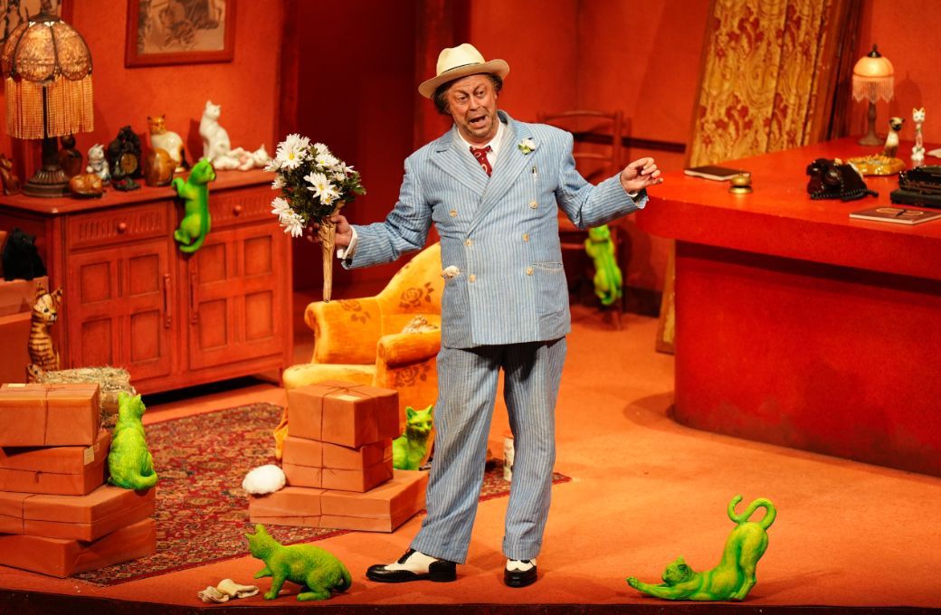 David Stout (Don Pasquale) © Jane Barlow