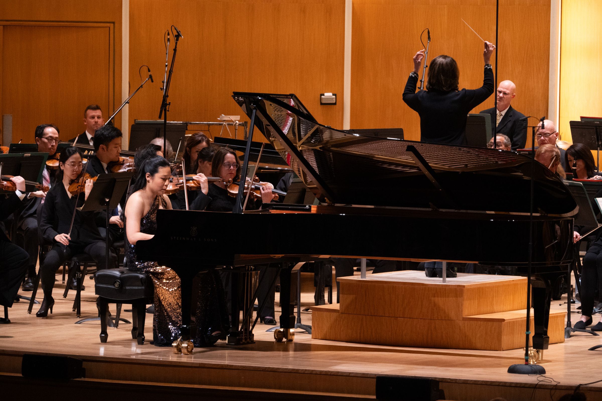 Joyce Yang and the Buffalo Philharmonic © Brett Deneve