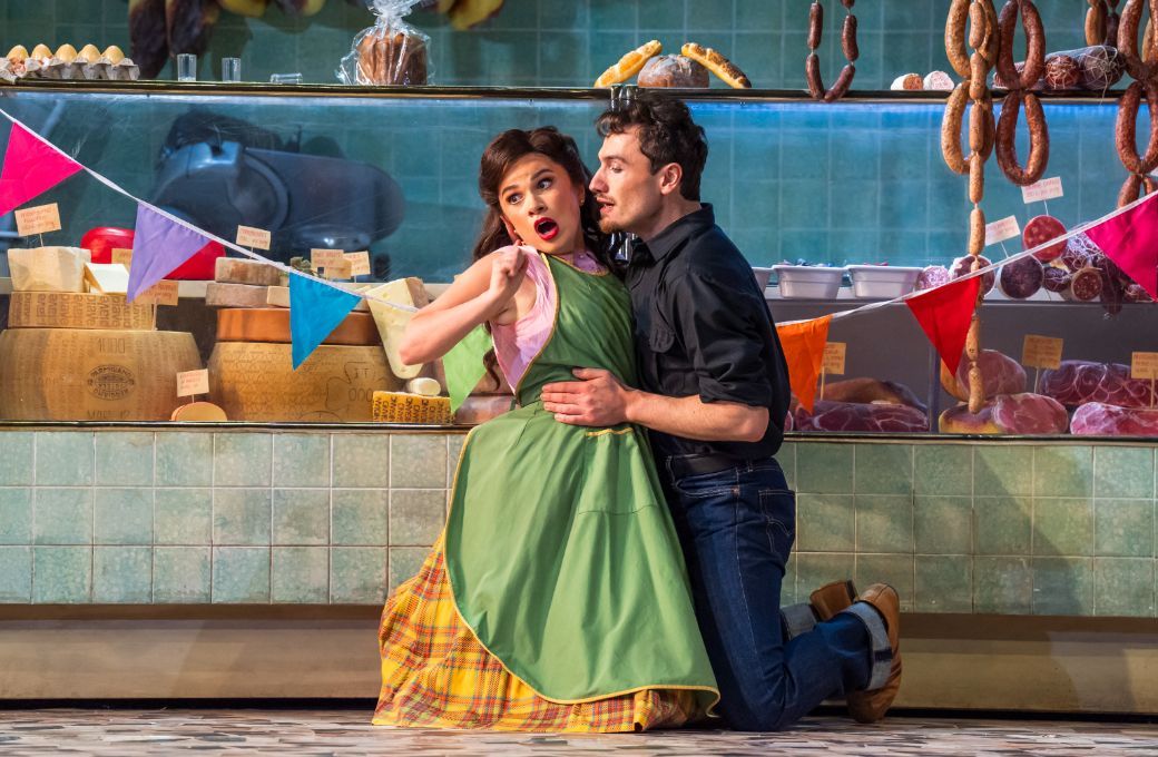 Inna Demenkova (Fiorilla) and Michael Mofidian (Selim) &copy; Glyndebourne Productions Ltd, Photographer: Tristram Kenton