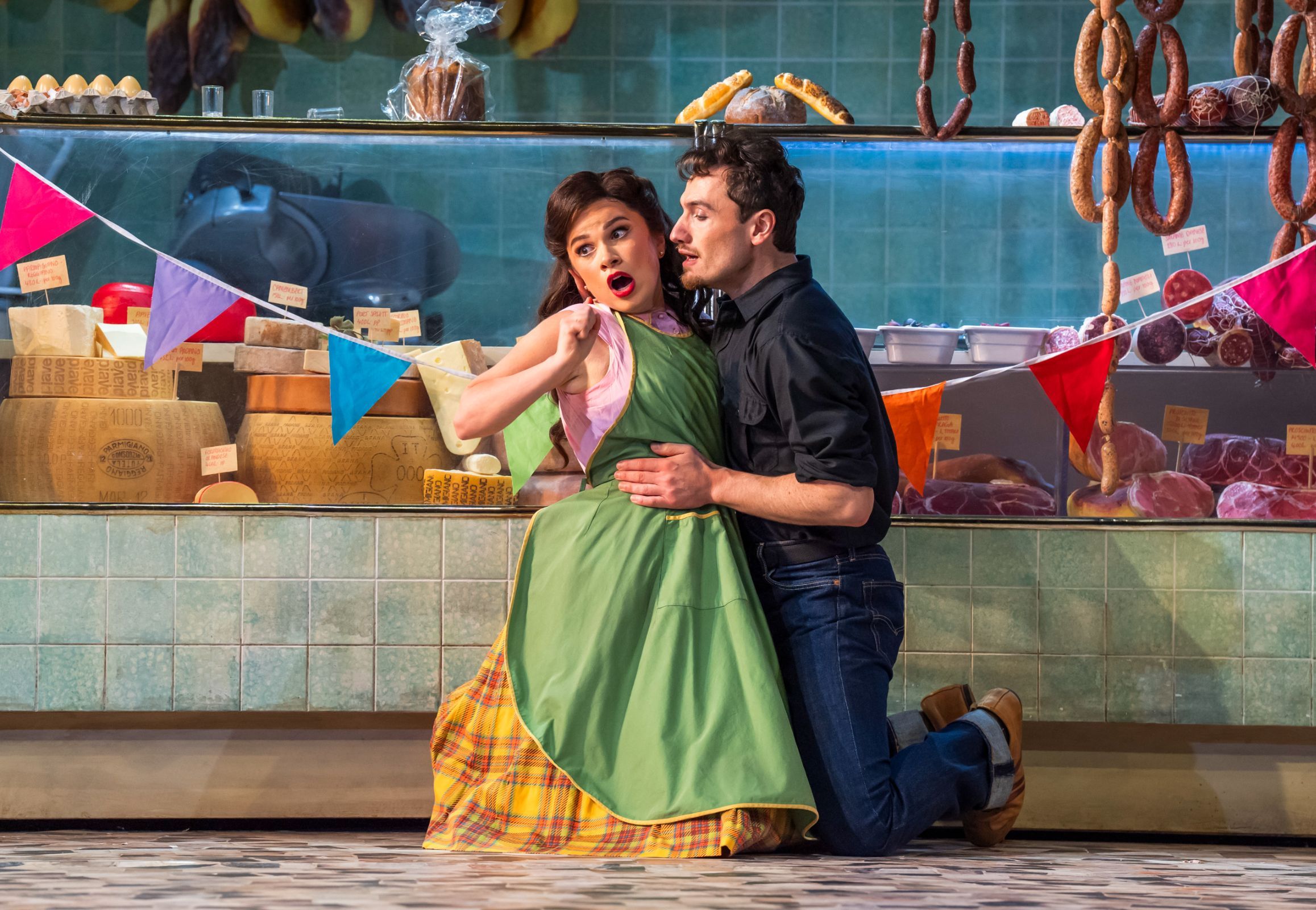 Inna Demenkova (Fiorilla) and Michael Mofidian (Selim) &copy; Glyndebourne Productions Ltd, Photographer: Tristram Kenton